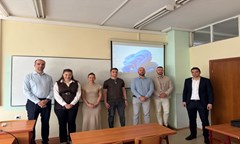 честито-на-успешно-защитилите-магистри-от-специалност-икономика-и-мениджмънт-