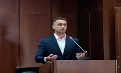 нова-успешна-защита-на-дисертационен-труд-в-катедра-предприемачество-