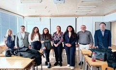 магистрите-от-специалност-дипломация-и-стратегически-анализ-успешно-защитиха-сво