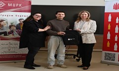 наш-студент-с-призово-отличие-в-съвместната-бизнес-академията-на-унсс-и-coca-col