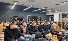 седмица-на-логистиката-в-действие-посещение-в-логистична-база-софарма-трейдинг-а